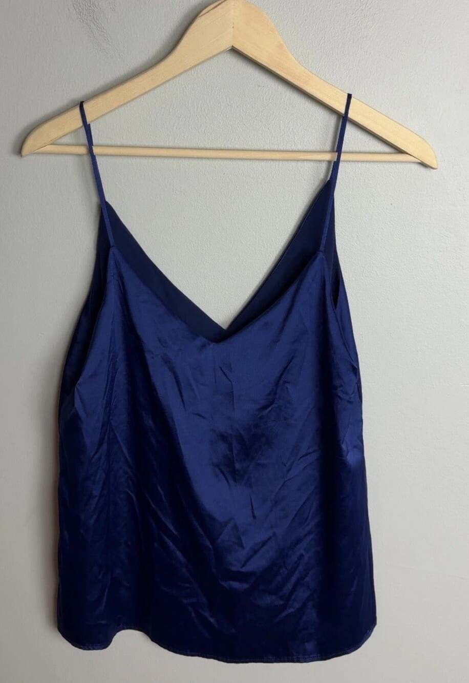 Lulus Navy Blue Satin Camisole Top Size Medium Spaghetti Strap V-Neck Women’s